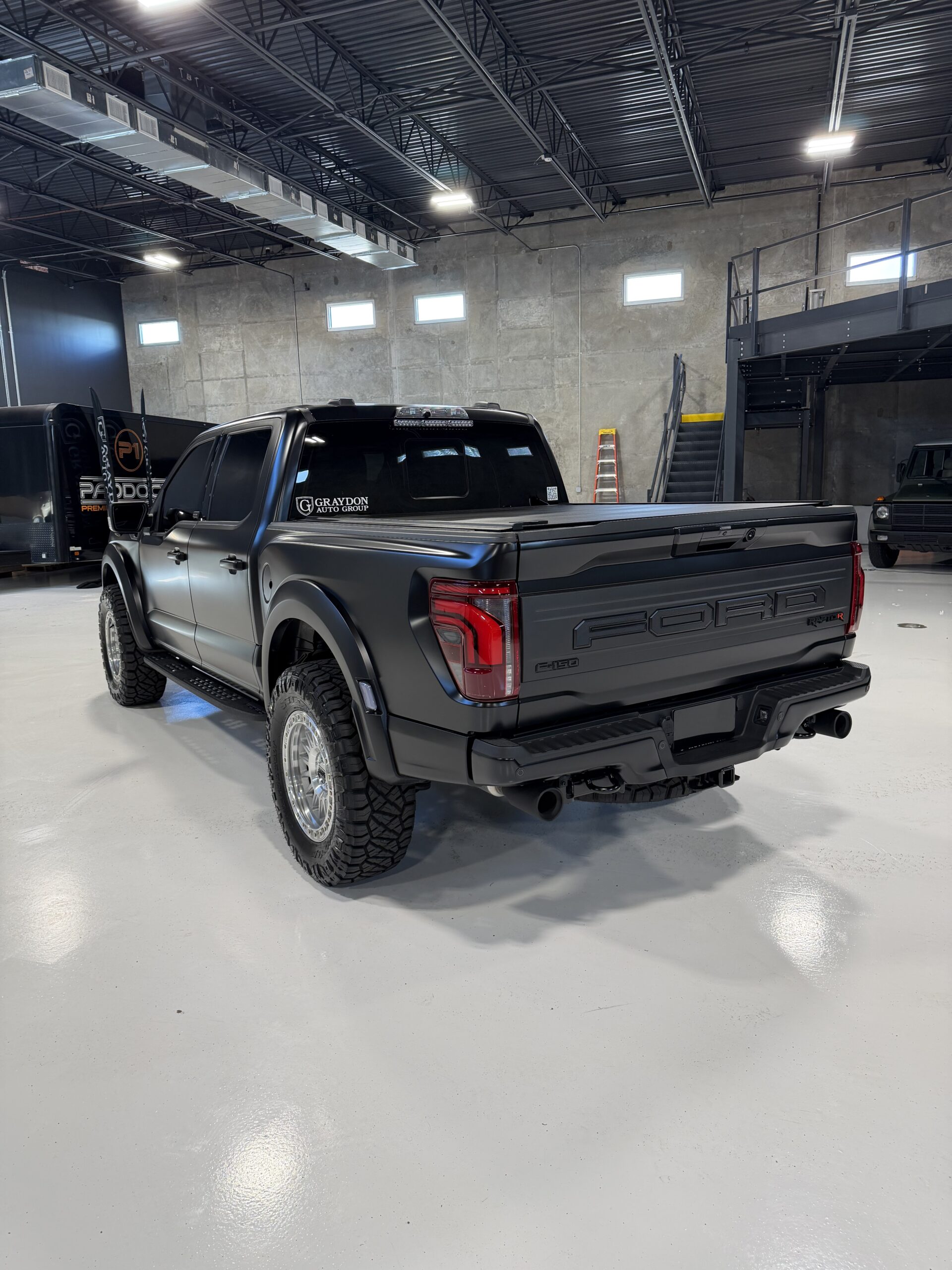 graydon-f-150-raptor-r-black-2-21