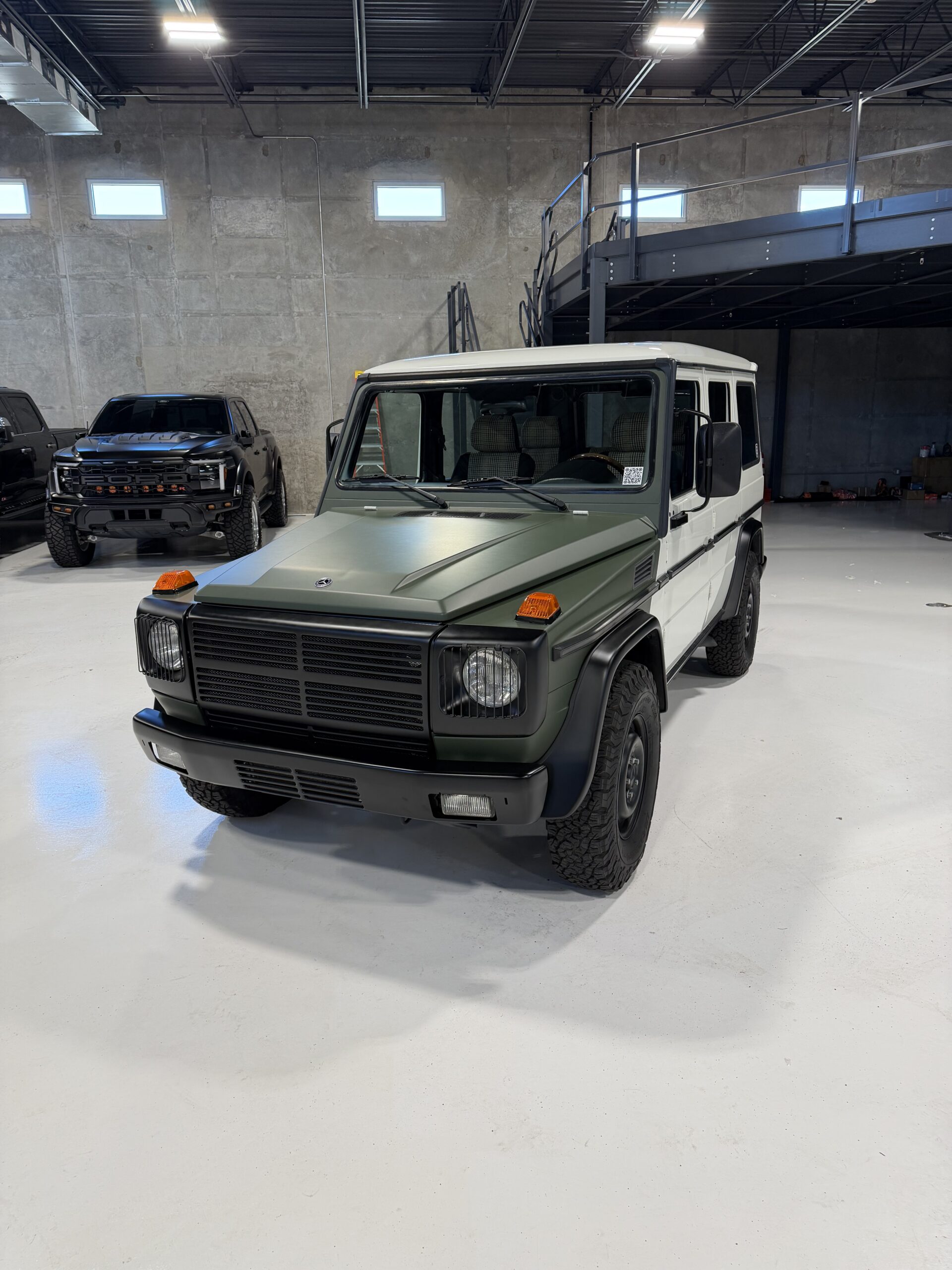 graydon-g500-mercedes-white-54-44