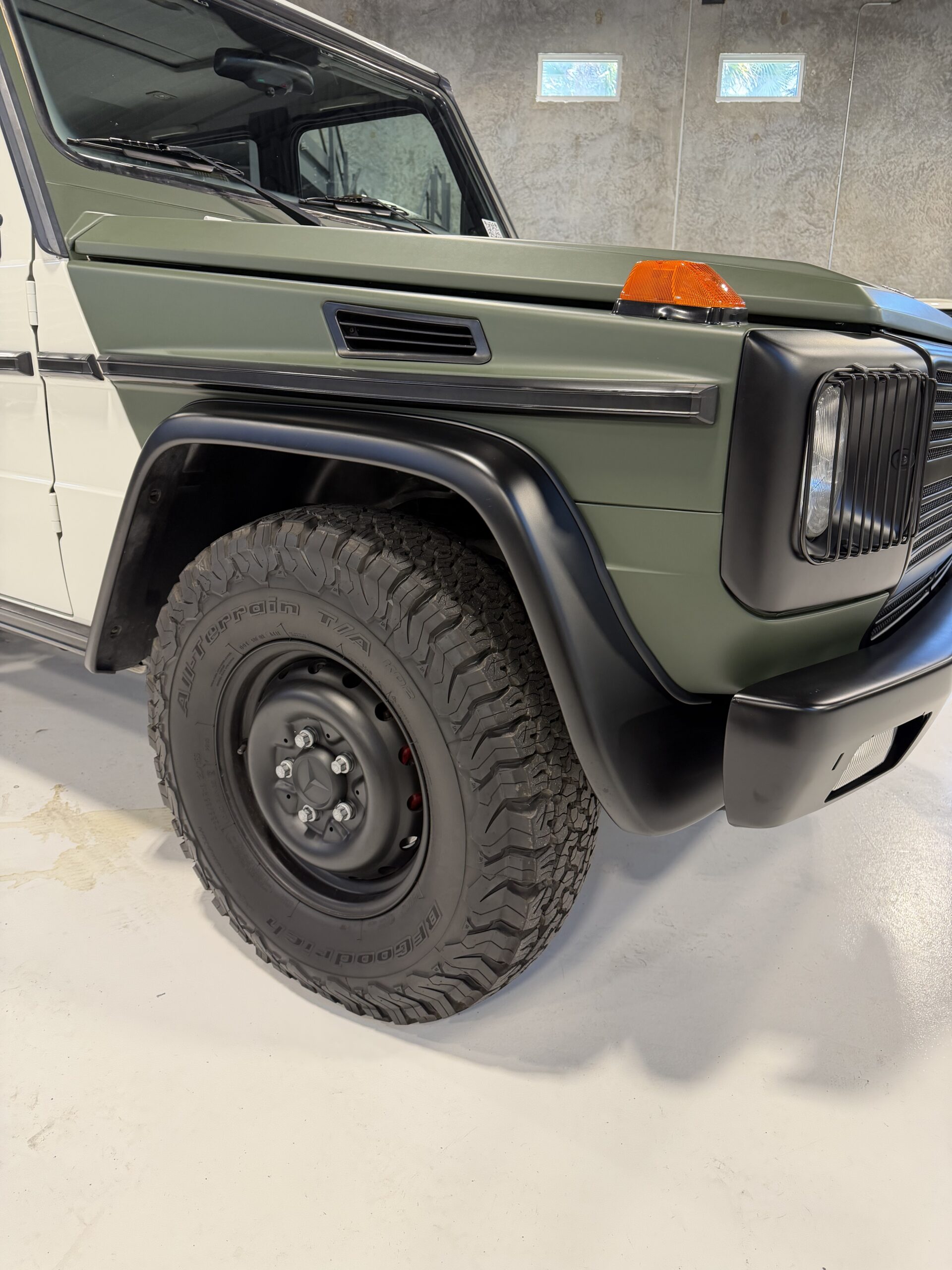 graydon-g500-mercedes-white-55-24